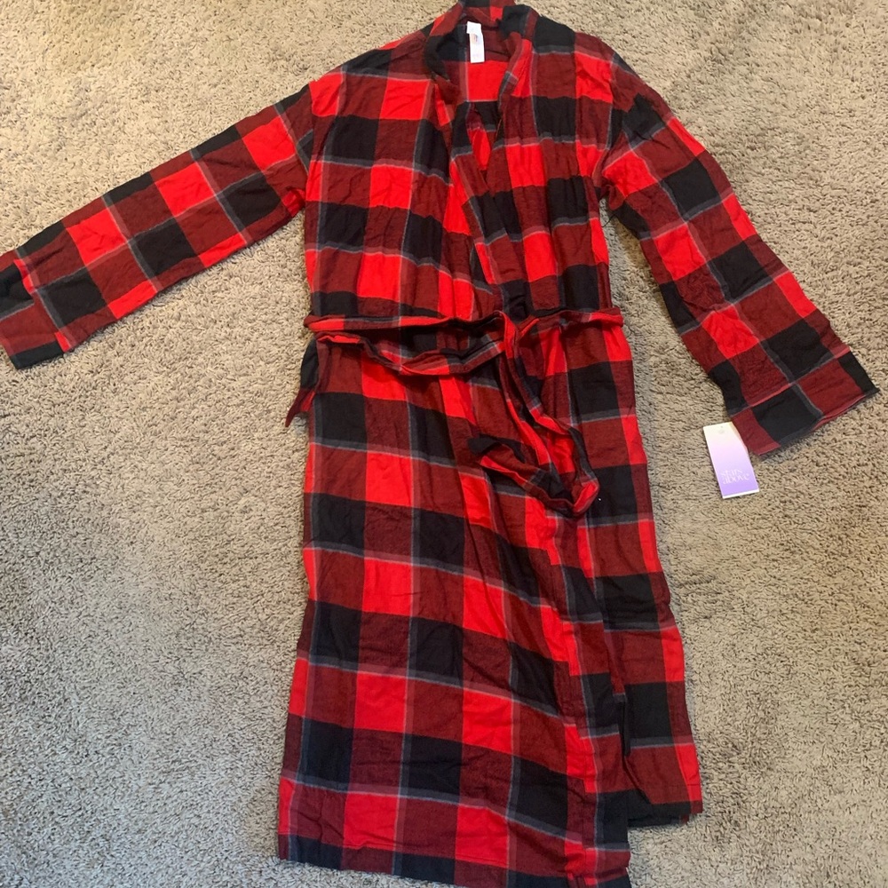 NWT Stars Above Red Buffalo Check Plaid Robe XS / Small